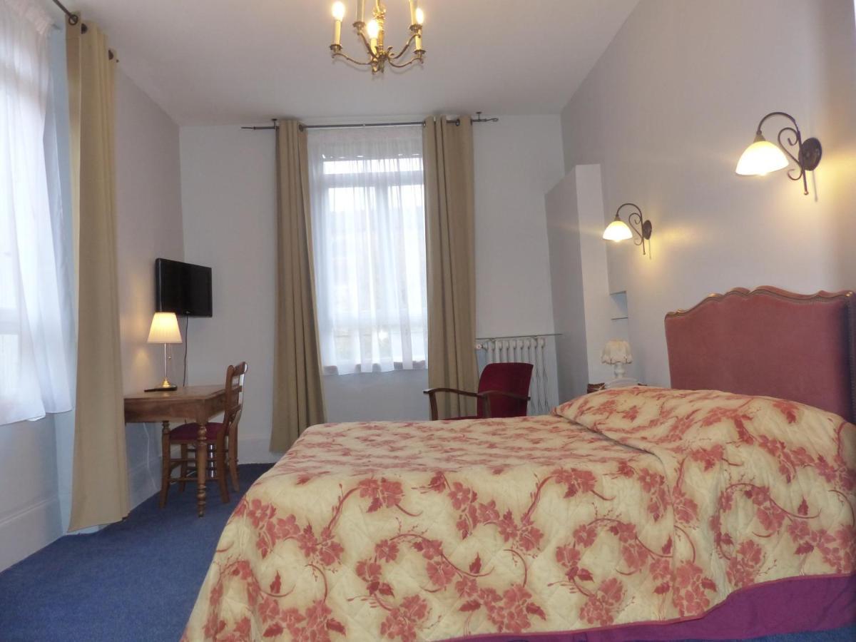 Hôtel des Thermes Bourbon-lʼArchambault Extérieur photo