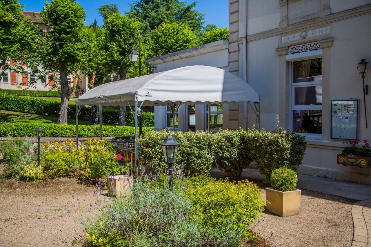 Hôtel des Thermes Bourbon-lʼArchambault Extérieur photo